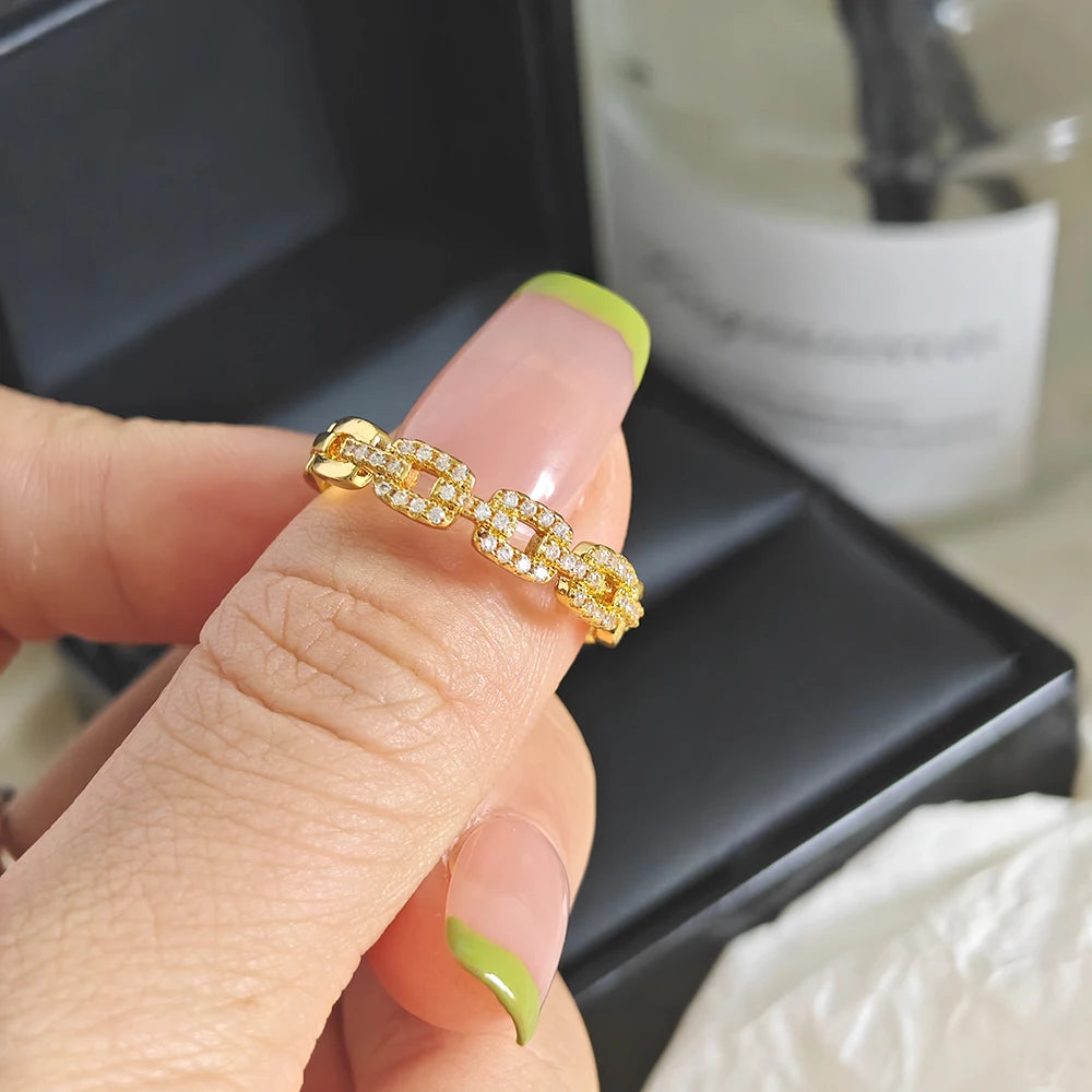 Moonso Arrival Trendy Gold Silver Color Twist Chain Ring for Women Party Gift Free Shippig Items R8437