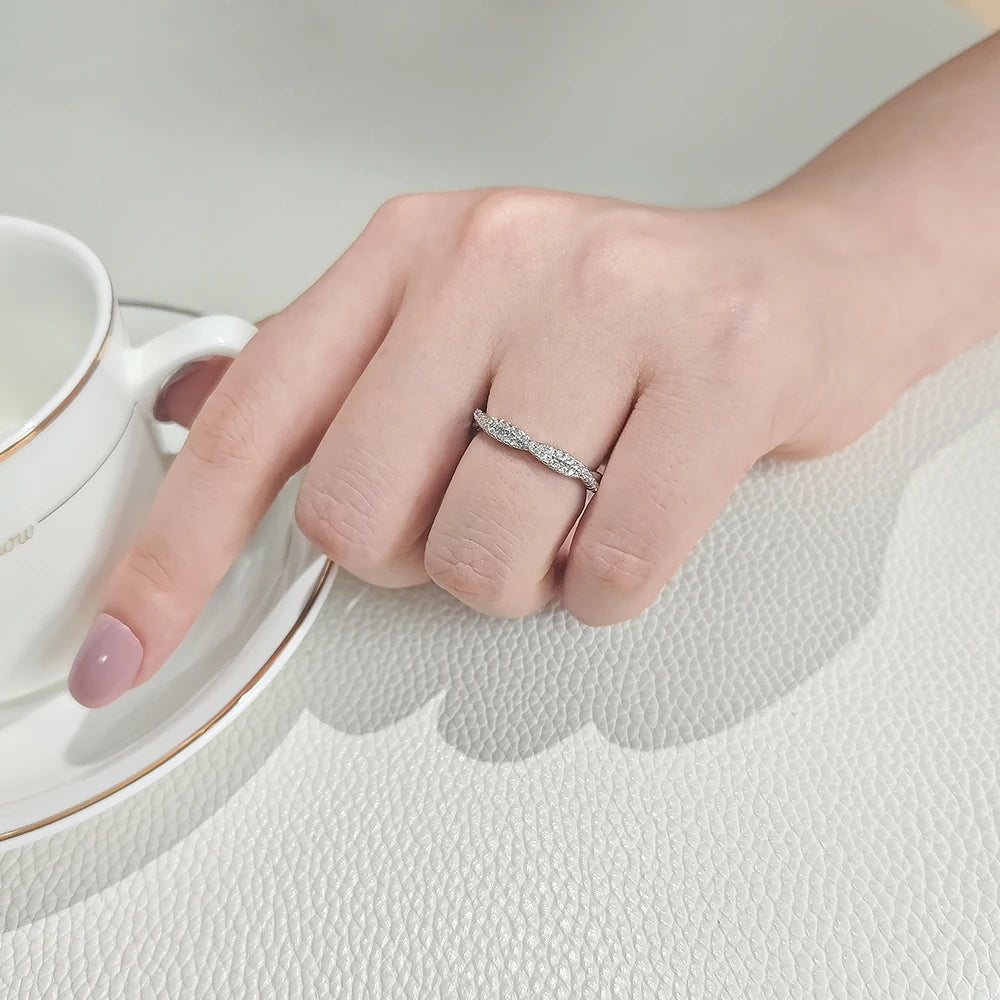 2024 New Products Twist Rose Gold Silver Color Eternity Band Ring for Women Party Gift Jewelry Wholesale R5008